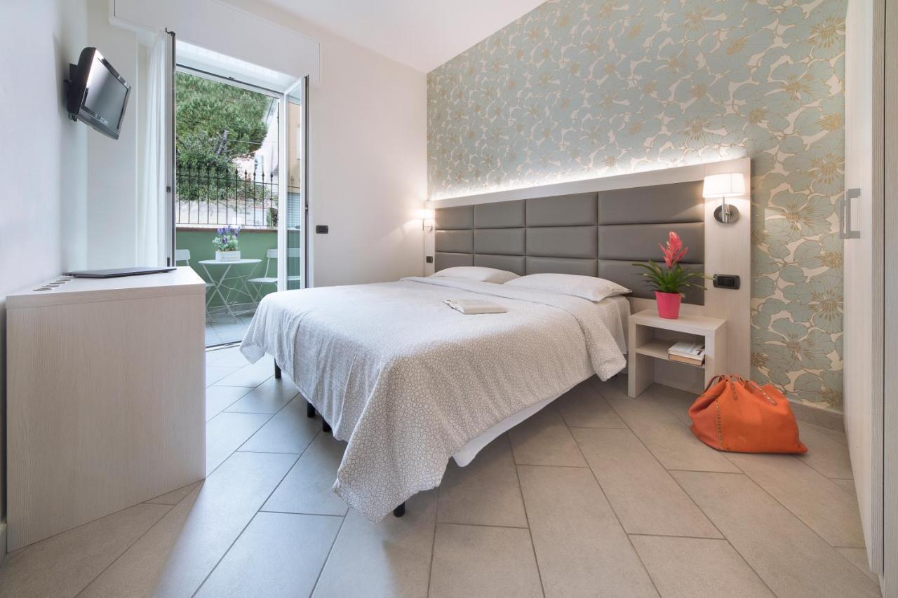 Hotel Residence Laigueglia Free Parking Extérieur photo