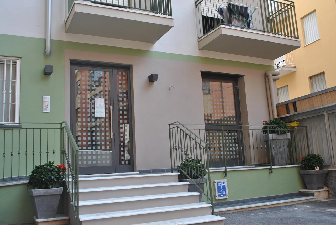 Hotel Residence Laigueglia Free Parking Extérieur photo