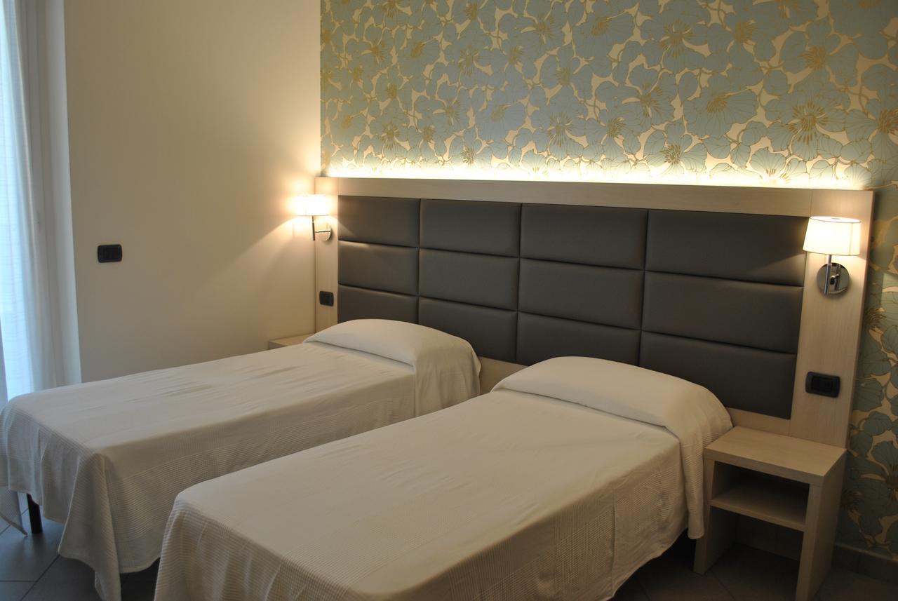 Hotel Residence Laigueglia Free Parking Extérieur photo